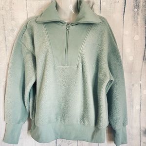 Half zip sweater size M 🧚🏻